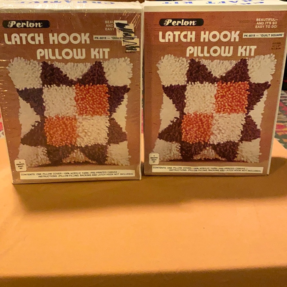 Vintage Latch Hook Pillow Kit